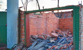 Демонтаж гаражей в Дагестанских Огнях, цена от 1738 руб. – услуги под ключ от 2Землекопа-Дгс