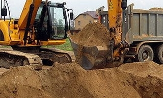 Выкопать яму экскаватором в Дагестанских Огнях от 920 руб. - 2Землекопа-Дгс